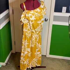 Cute mustard yellow dress